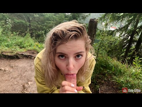 ❤️ Chica traga semen después de una mamada en público - Eva Elfi ️ Porno en es.xxxomg.ru ❌️